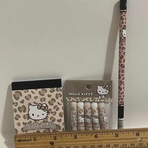 Hello Kitty Brown Leopard Mini Memo Pad, Pencil and Pencil Cap Bundle - Picture 8 of 9